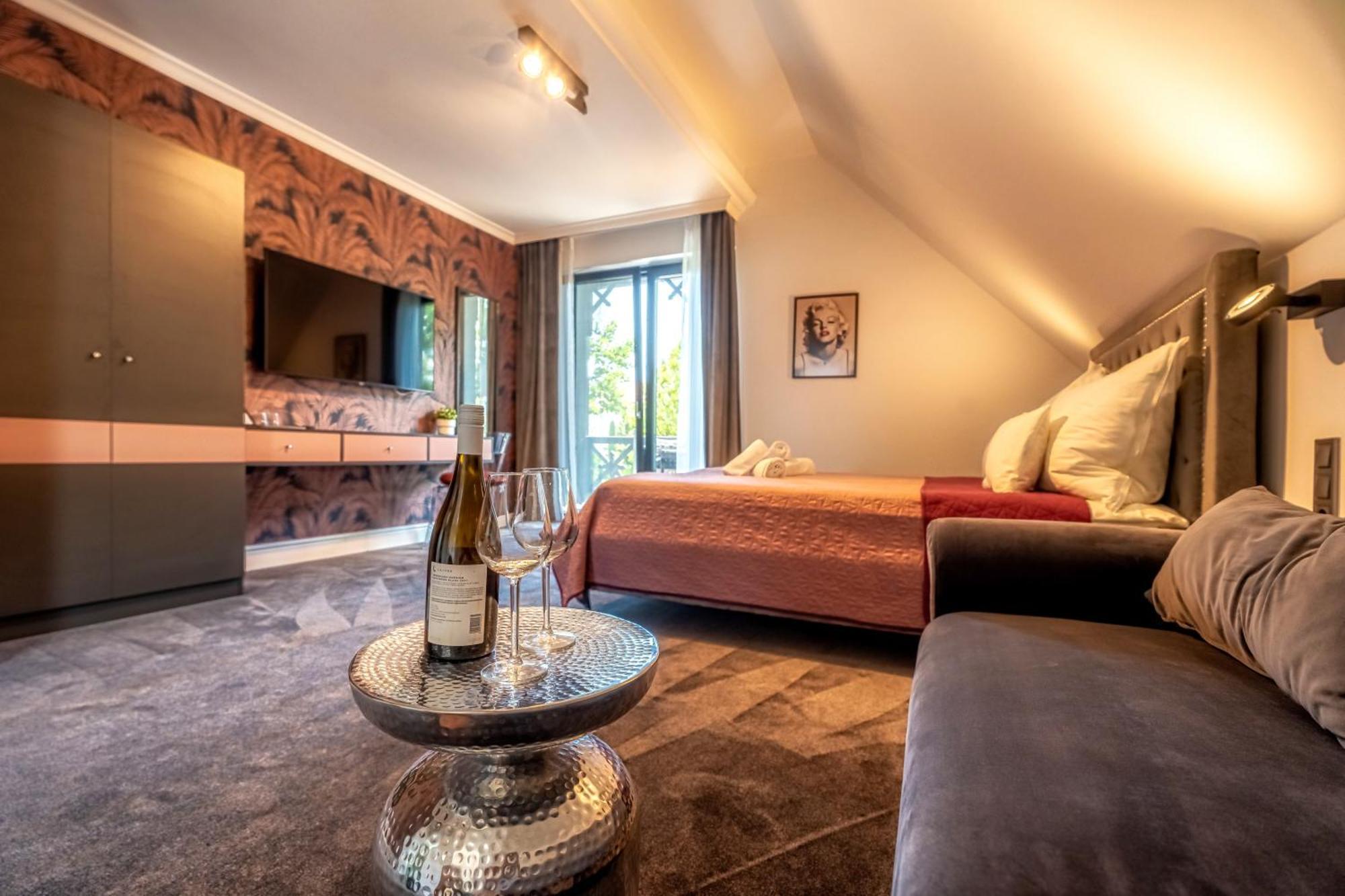 Villa Viktoria Balatonfured Ngoại thất bức ảnh